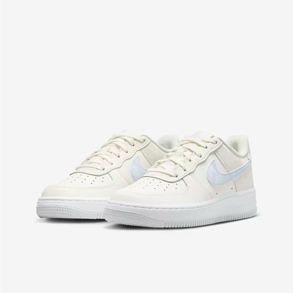 ⭐️ NEW WITH BOX! Nike Air Force 1